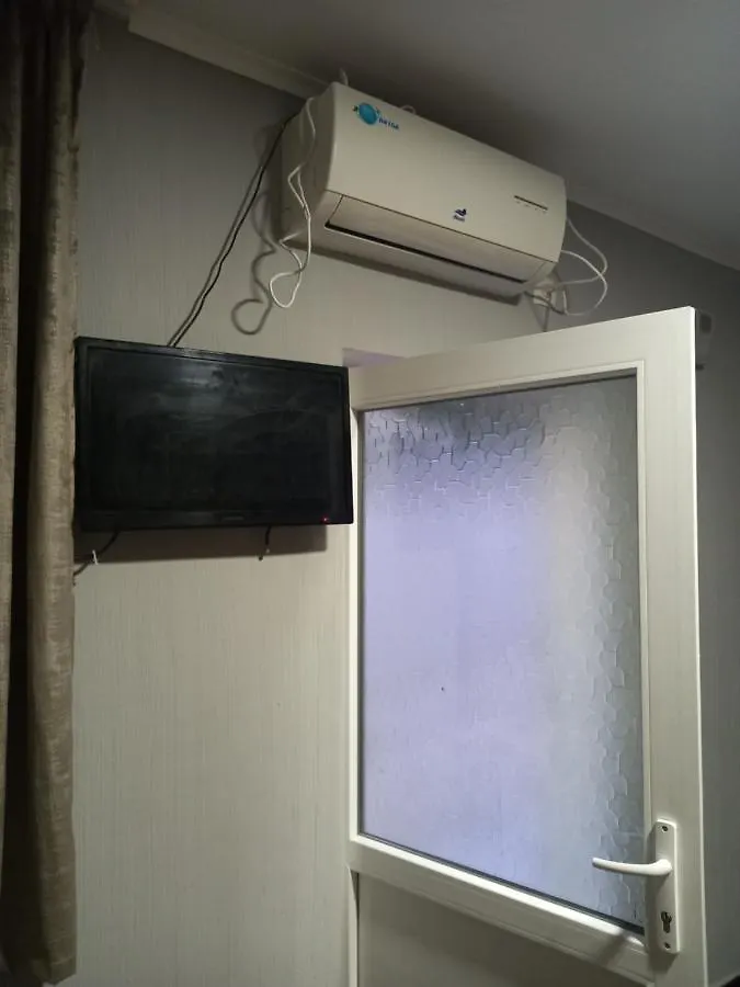 تبليسي Guest House Samgori بيت شباب