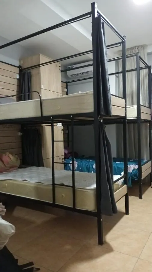 تبليسي Guest House Samgori بيت شباب